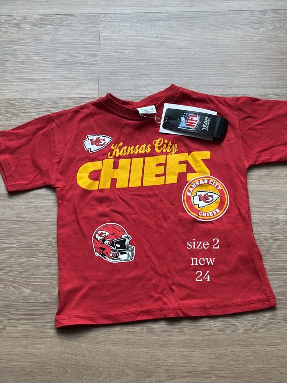 Zara Red Kansas City Chiefs Graphic Tee